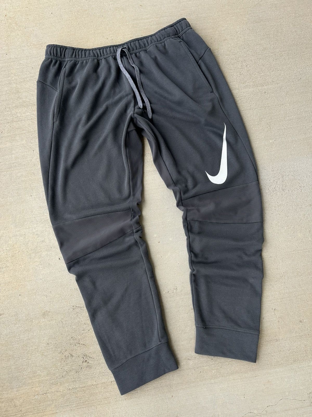 Other Nike Sweatpants Size US 37 - 1 Thumbnail