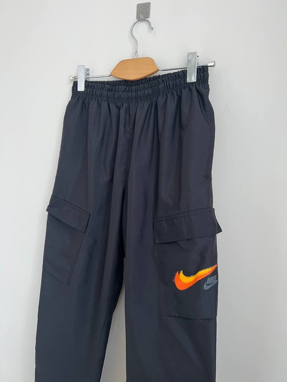 Nike Nike men's cargo pants size M Size US 32 / EU 48 - 2 Thumbnail
