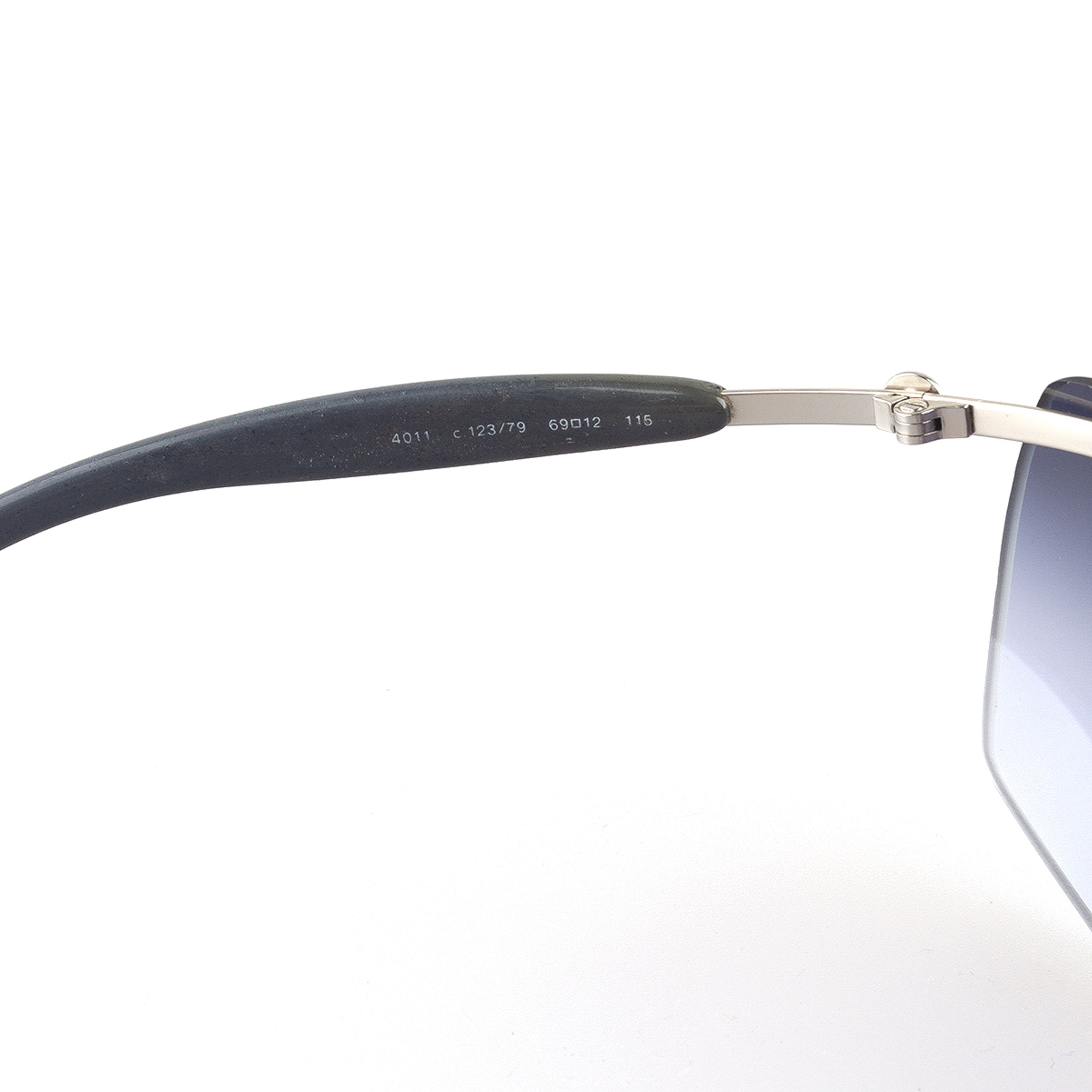 Chanel Chanel 4011 C 123/79 Blue Vintage Sunglasses Size ONE SIZE - 8 Thumbnail