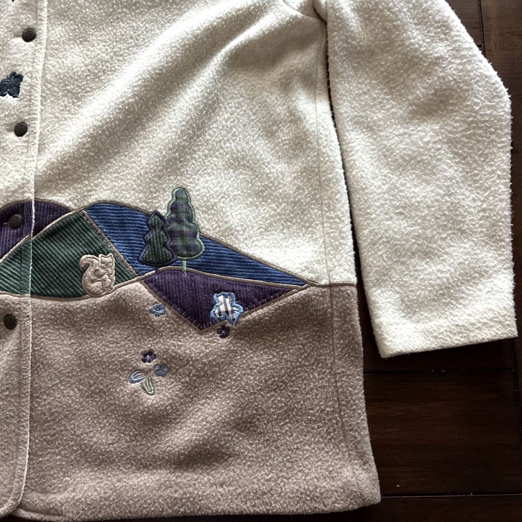 Vintage VINTAGE Teddi fleece jacket embroidered cottage button up womens medium jacket Size M / US 6-8 / IT 42-44 - 4 Thumbnail
