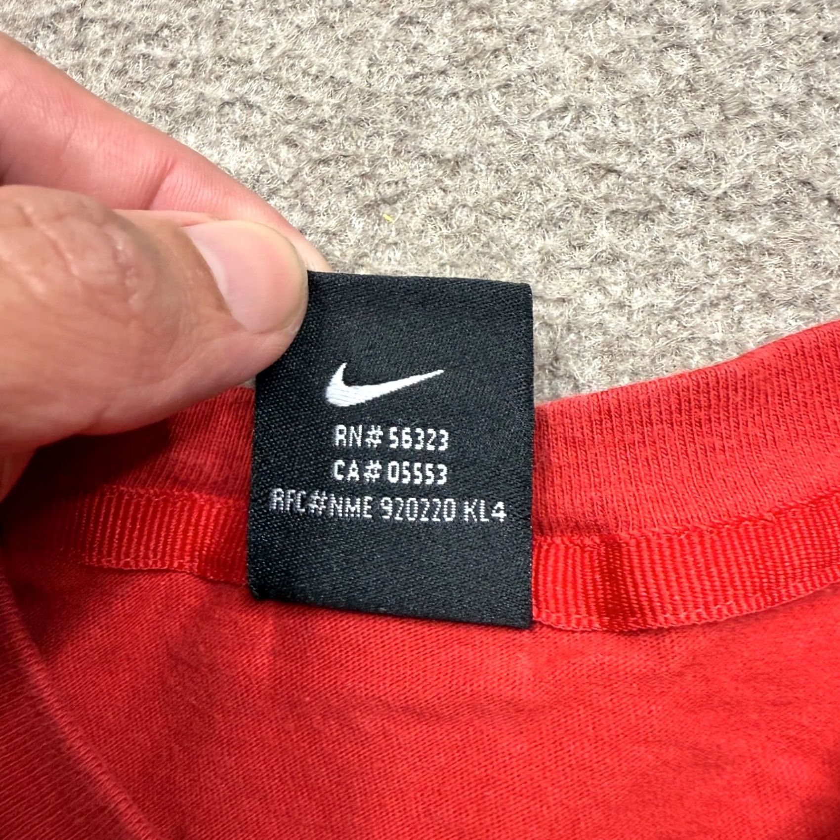 Nike Vintage Nike T Shirt Size L Red Short Sleeve Performance Lightweight Y2K Men's Size US L / EU 52-54 / 3 - 3 Thumbnail
