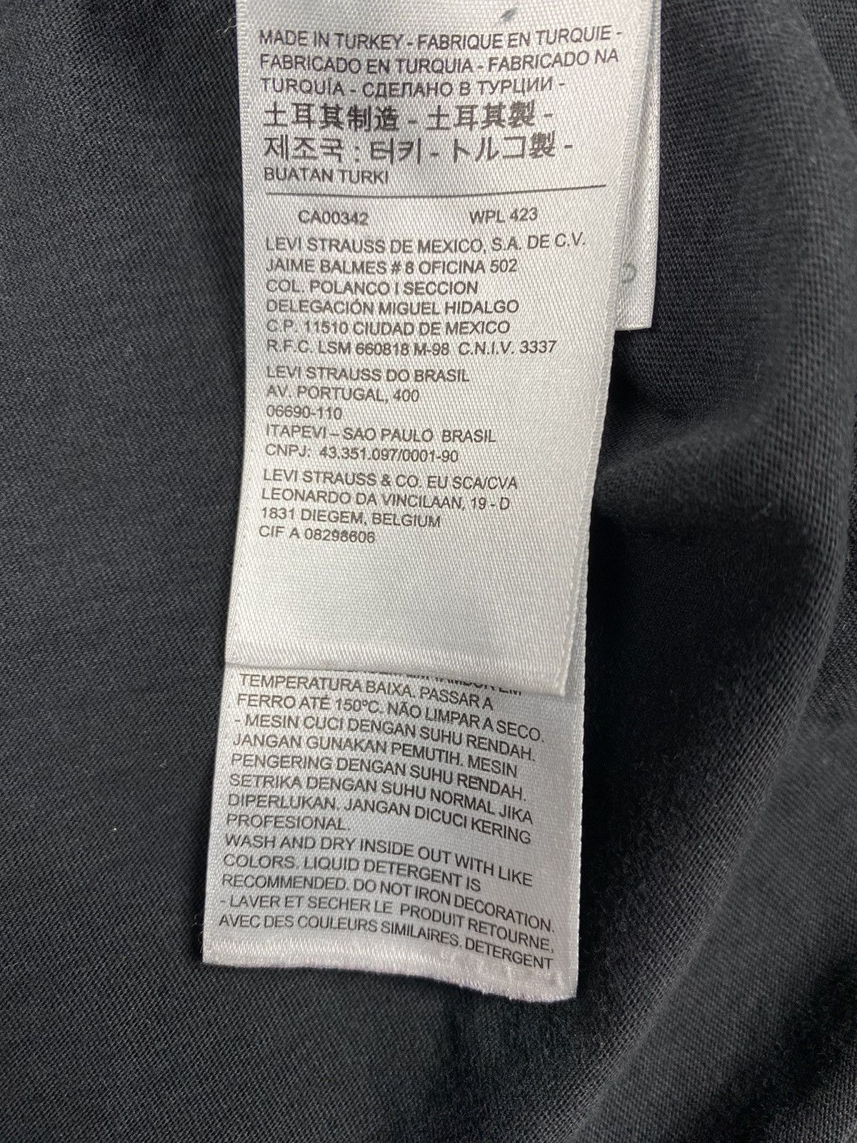 Levi's Levis Crazy Tee T Shirt Size US M / EU 48-50 / 2 - 10 Thumbnail