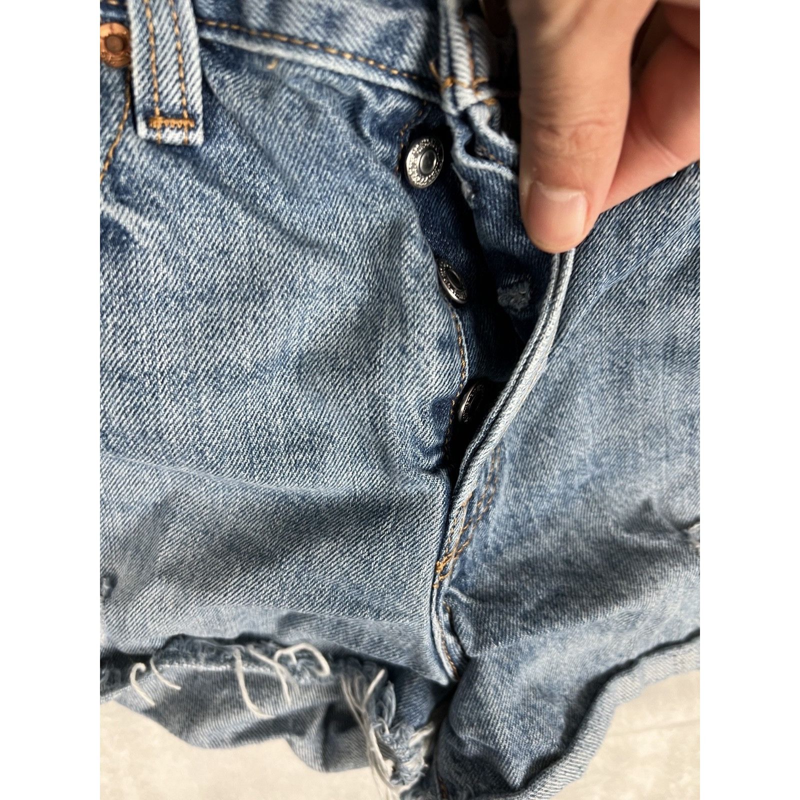 Levi's Levi’s Wedgie Denim Jean Shorts Size 26 Blue Daisy Dukes Dis Size 26" / US 2 / IT 38 - 5 Thumbnail