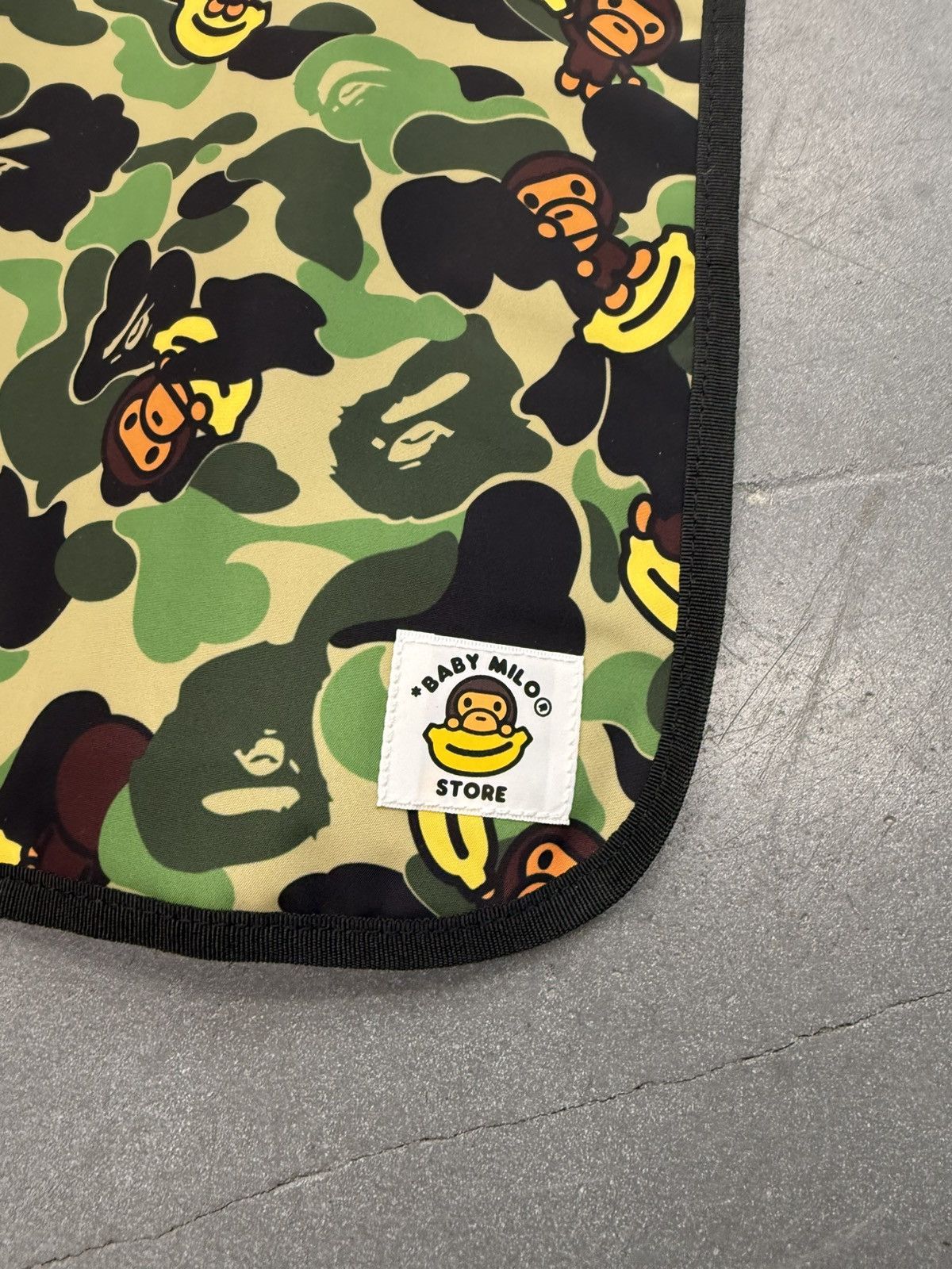 Bape FW19 Bape ABC Picnic Sheet - Green Size ONE SIZE - 6 Thumbnail