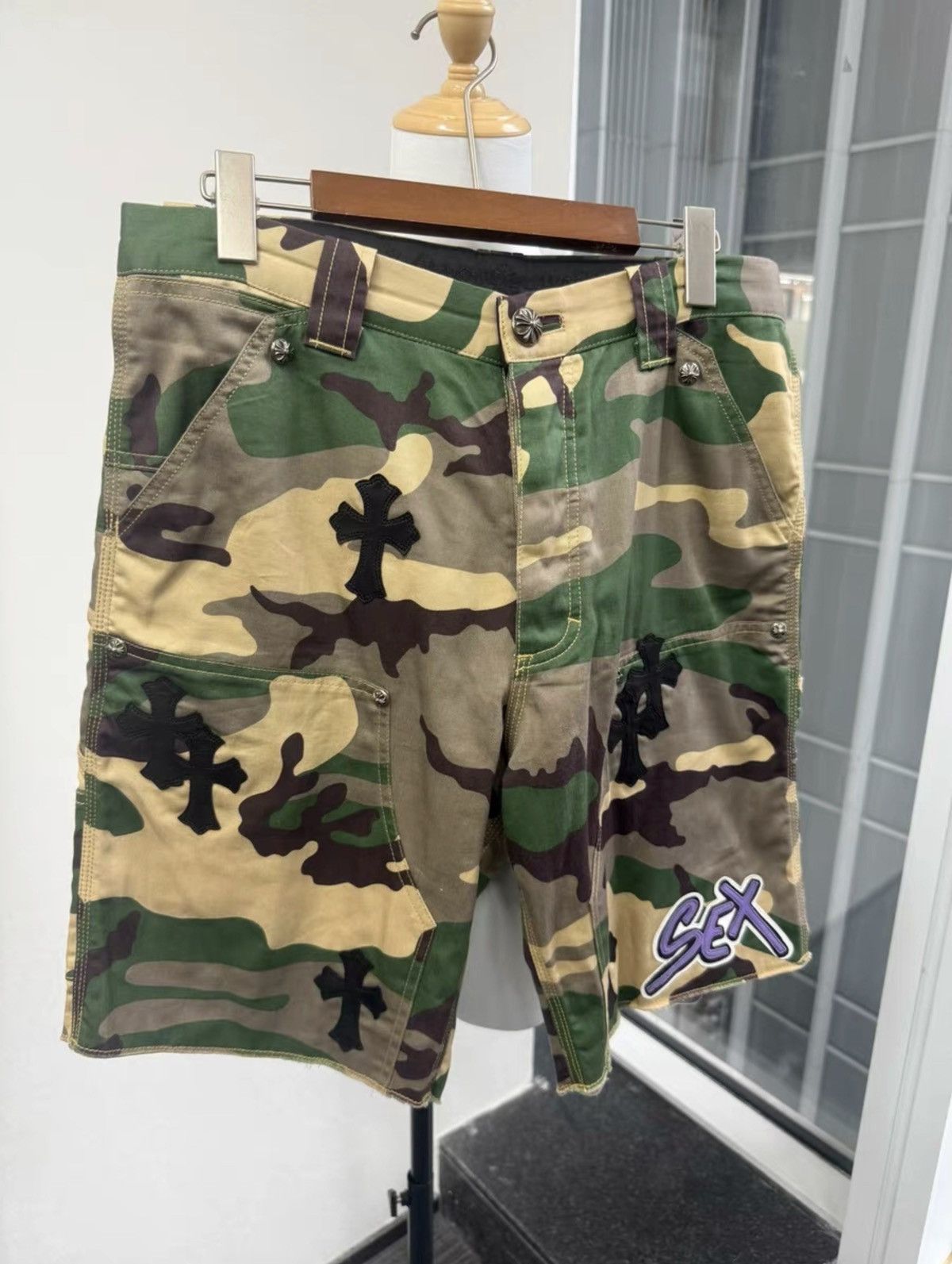 Chrome Hearts Chrome hearts camo shorts Size US 32 / EU 48 - 1 Thumbnail