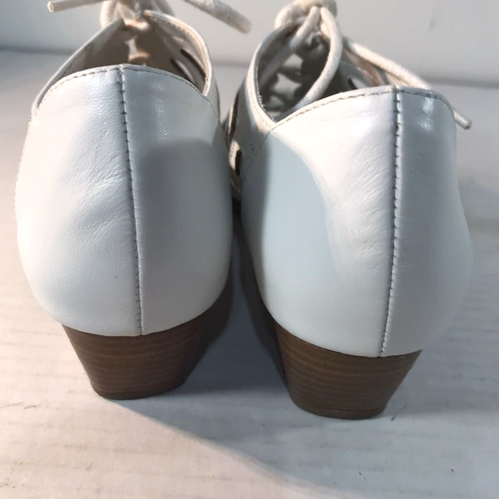 Vintage Bella Vita White Leather Lace Up Wedge Open Toe 1.5in Dressy Womens Size 6.5M Size M / US 6-8 / IT 42-44 - 3 Thumbnail