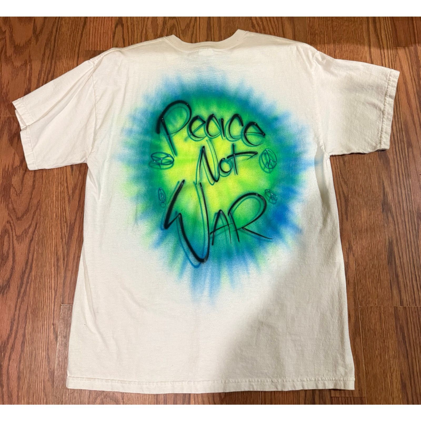 Gildan Vintage Peace Not War Air Brushed Size Large Size US L / EU 52-54 / 3 - 3 Thumbnail