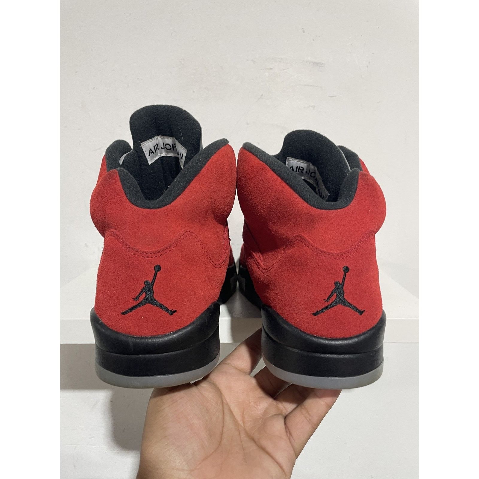 Jordan Brand NIKE JORDAN 5 RAGING BULL RED 2021 SIZE 10 PREOWNED Size US 10 / EU 43 - 3 Thumbnail