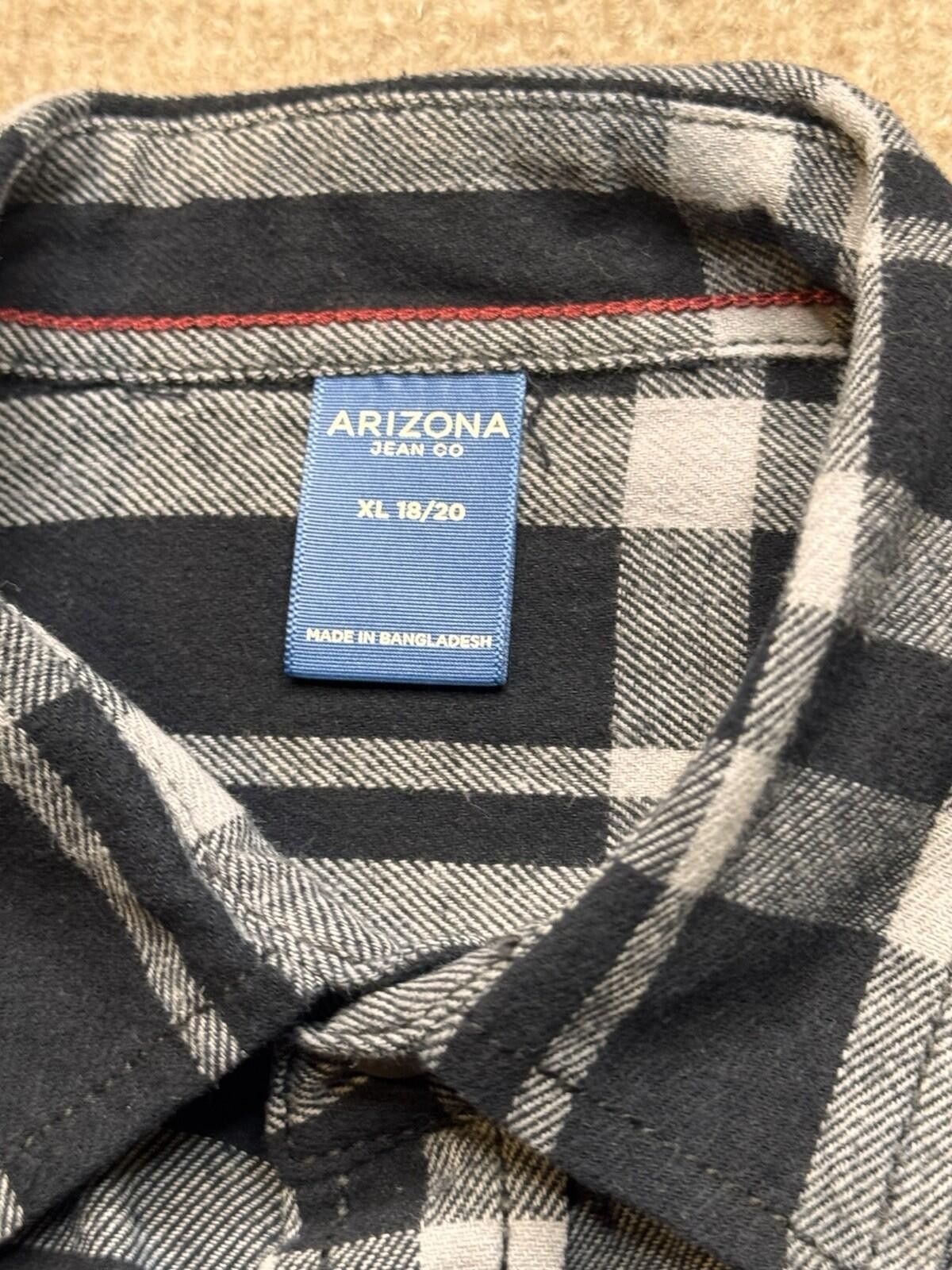 Arizona Jean Co. Arizona Jeans Co. Boy's XL 18/20 Blk/Gry LS Flannel [735] Size US XL / EU 56 / 4 - 6 Thumbnail