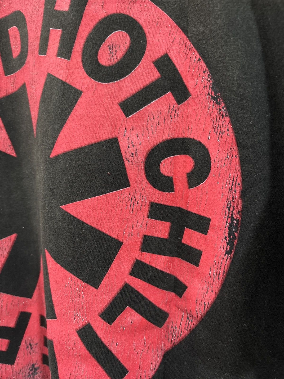 Band Tees Vintage Europ "Red Hot Chilli Peppers" T-shirt Size US XL / EU 56 / 4 - 12 Thumbnail