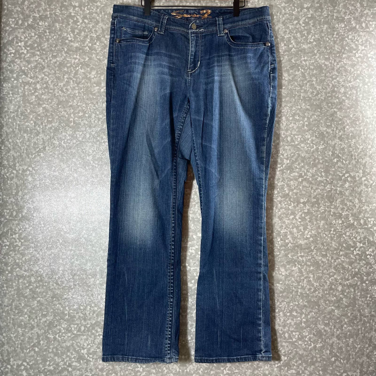 Jean Femme Bootcut Seven 7 Premium - Taille 6 - Délavé Moyen Foncé (Medium Dark Wash) - Occasion Excellent état