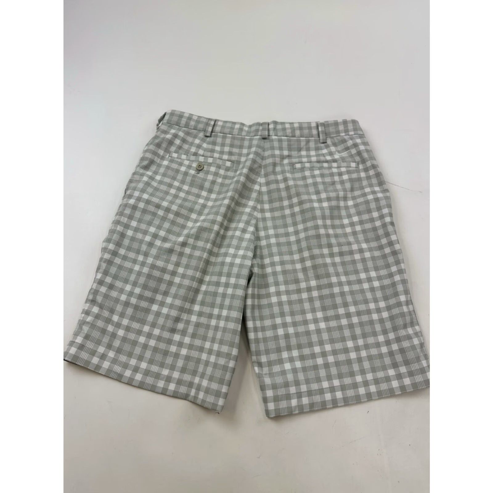 Nike Nike Golf Shorts Men’s 34 Grey Plaid Chino Sports Tiger Woods Casual Mens 34 Grey plaid Nike Shorts Size US 34 / EU 50 - 2 Thumbnail
