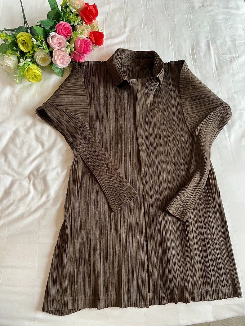 Issey Miyake Issey Miyake Coffee-colored pleated dress Size M / US 6-8 / IT 42-44 - 1 Thumbnail
