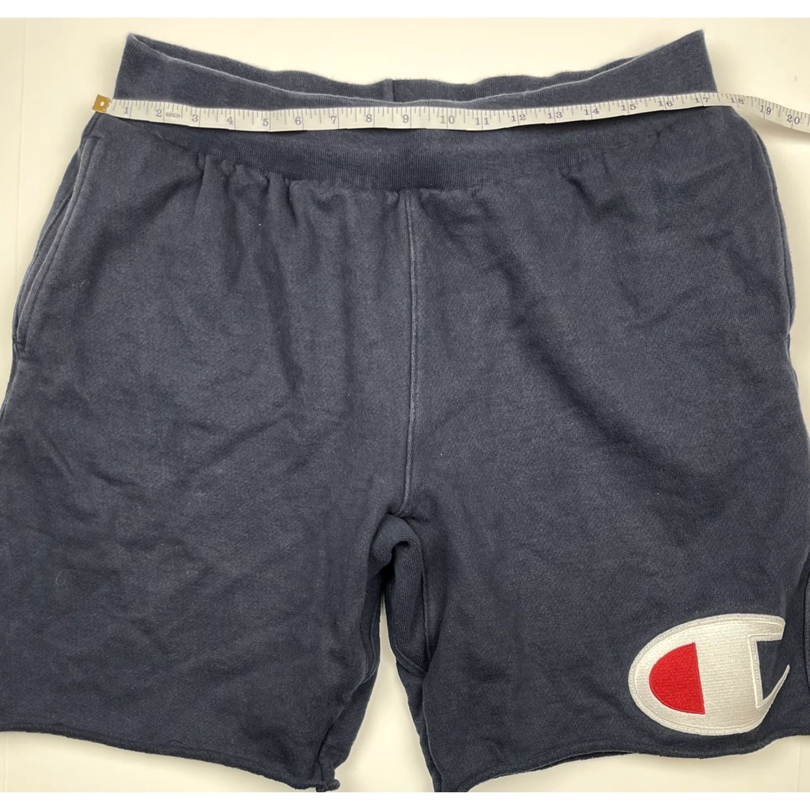 Champion Champion Mens Logo Reverse Weave SweatShorts Short Gym Blue XL Regular Inseam 10 in Adjustable Drawstring Reversible Sports Athletic Activewear Size US 36 / EU 52 - 4 Thumbnail