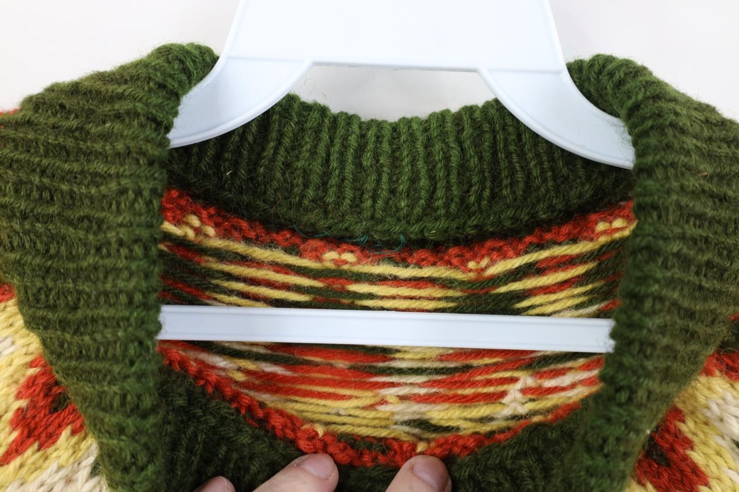 Vintage Vintage 50s Cowichan Wool Hand Knit Fair Isle Sweater Size US M / EU 48-50 / 2 - 7 Thumbnail