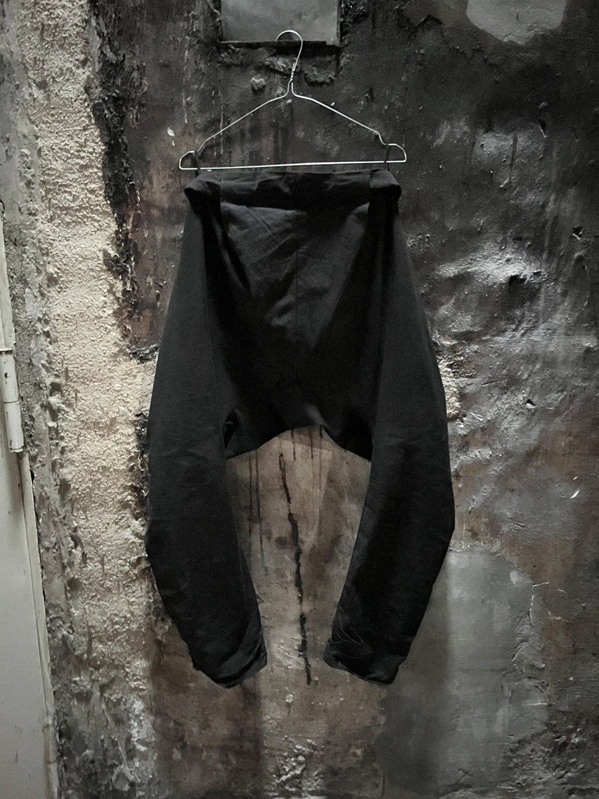 Boris Bidjan Saberi Boris Bidjan Saberi Rare 1/1 Handmade Pants Drop Crotch Size US 38 / EU 54 - 2 Thumbnail