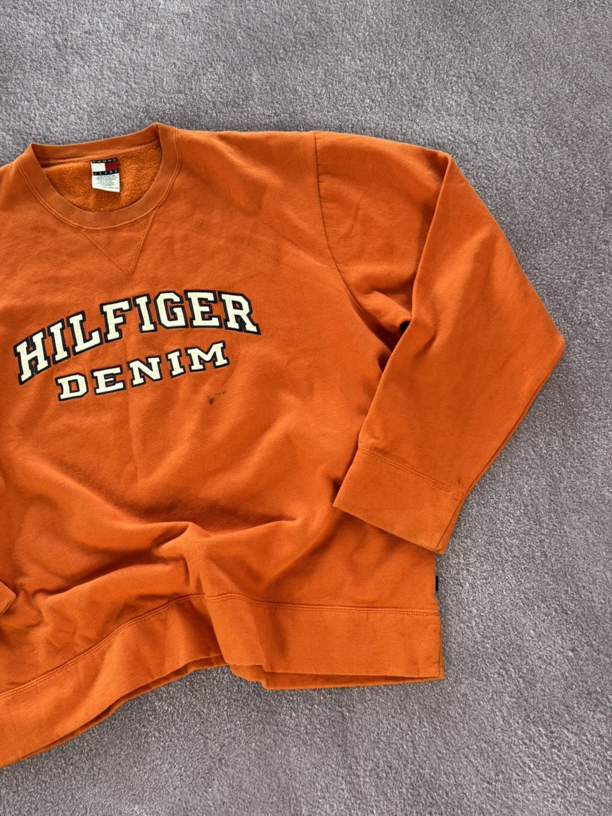 Tommy Hilfiger Tommy Hilfiger Denim Vintage Big Logo Bright Sweatshirt Size US XXL / EU 58 / 5 - 5 Thumbnail