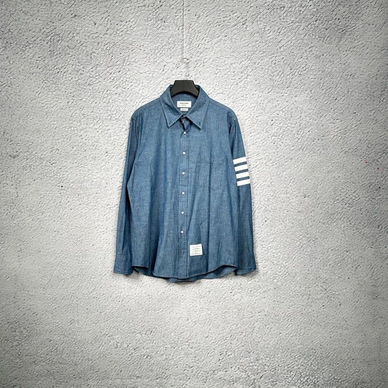 Thom Browne Thom Browne Denim Classic Four-Stripes Shirt - dmc Size US M / EU 48-50 / 2 - 1 Thumbnail