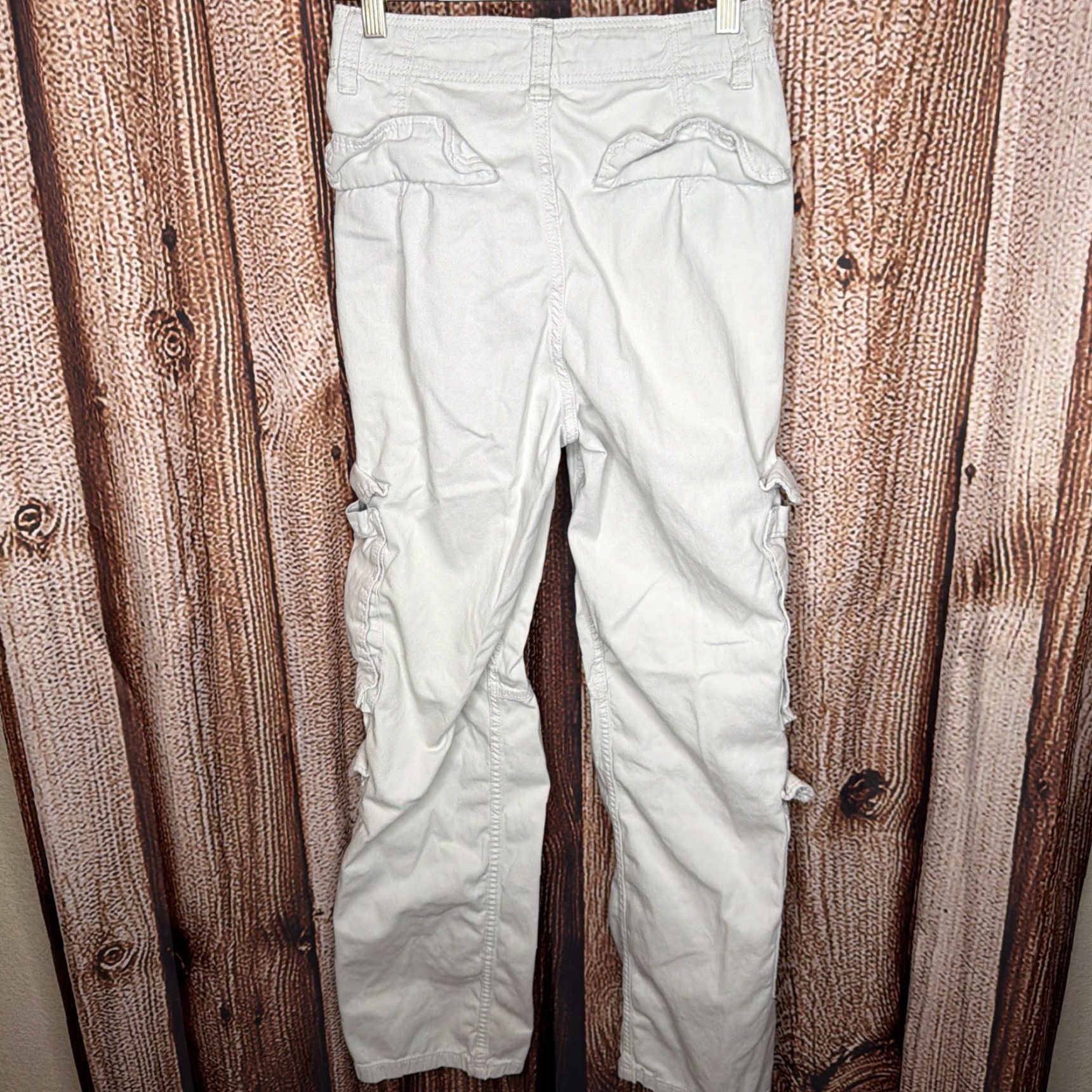 Bershka Bershka Cargo Pant Women Size 2 Beige Medium Rise Straight-Leg Cotton Canvas Pants Size 26" / US 2 / IT 38 - 3 Thumbnail