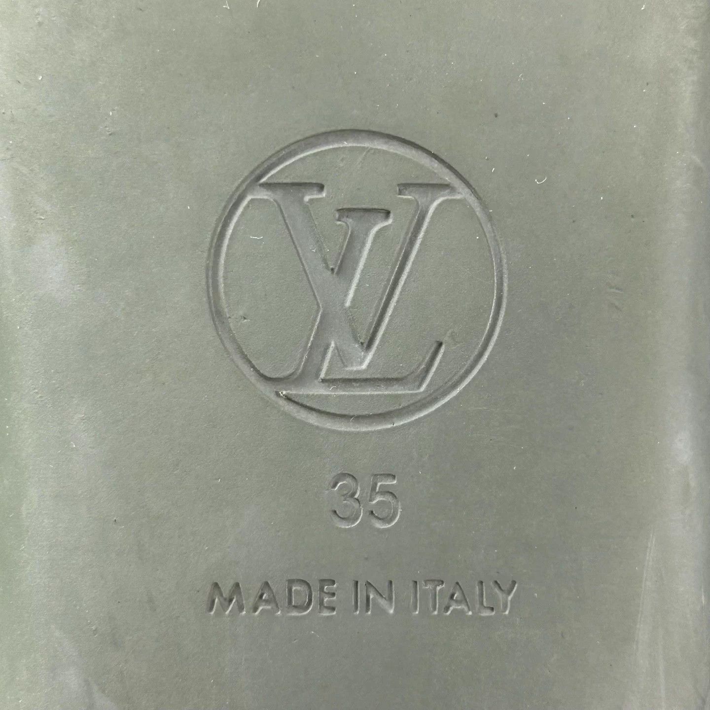 Louis Vuitton LV Green Monogram Slippers Women's 35 Size US 4 / IT 34 - 7 Thumbnail