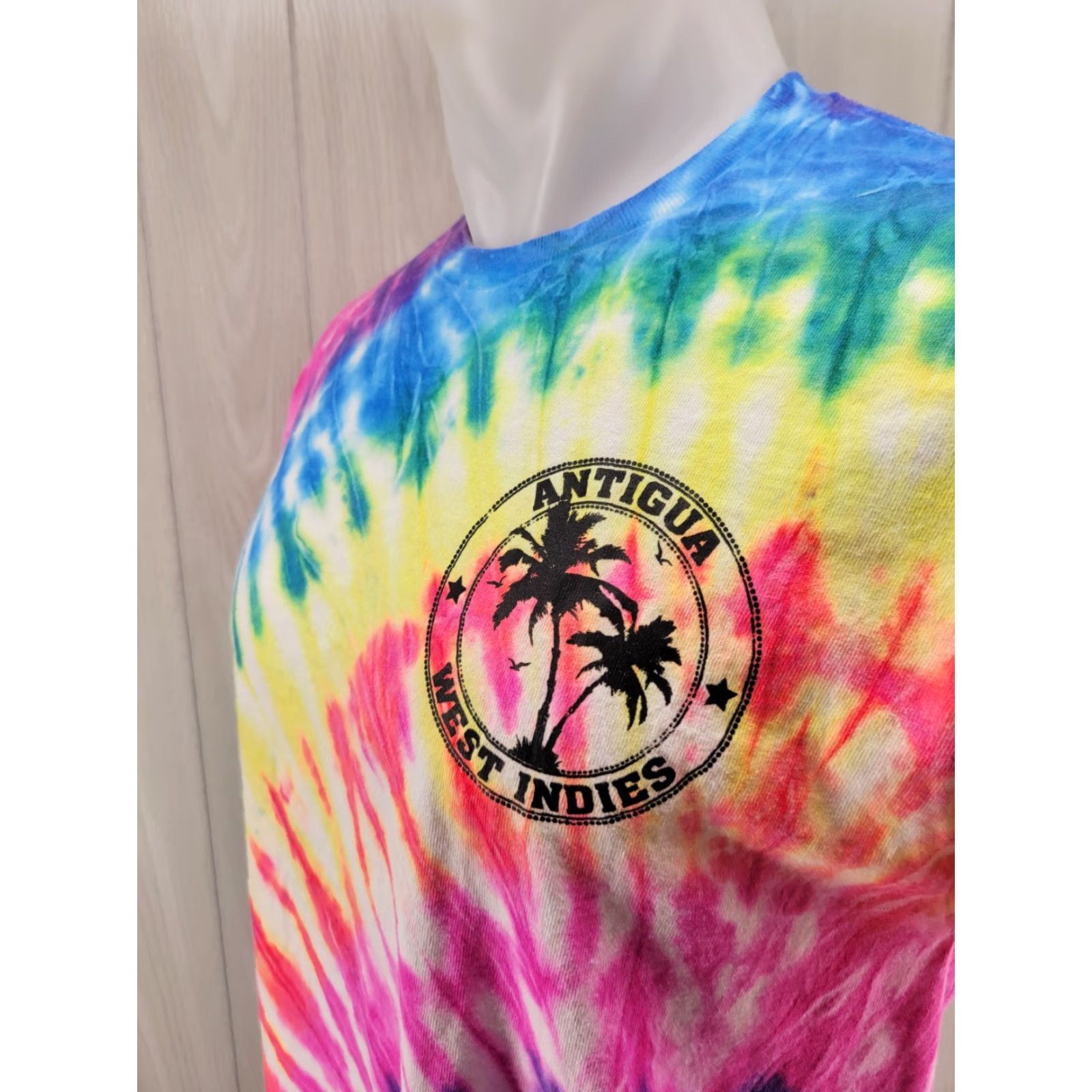 Gildan Antigua West Indies Graphic Print Tiedye Men's T-Shirt Medium Size US M / EU 48-50 / 2 - 5 Thumbnail