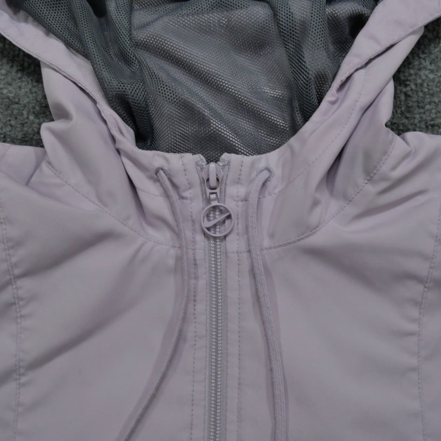Nike VINTAGE Nike Jacket Womens M Purple Lavender Windbreaker Hooded 90s Track Casual Womens Size M / US 6-8 / IT 42-44 - 4 Thumbnail