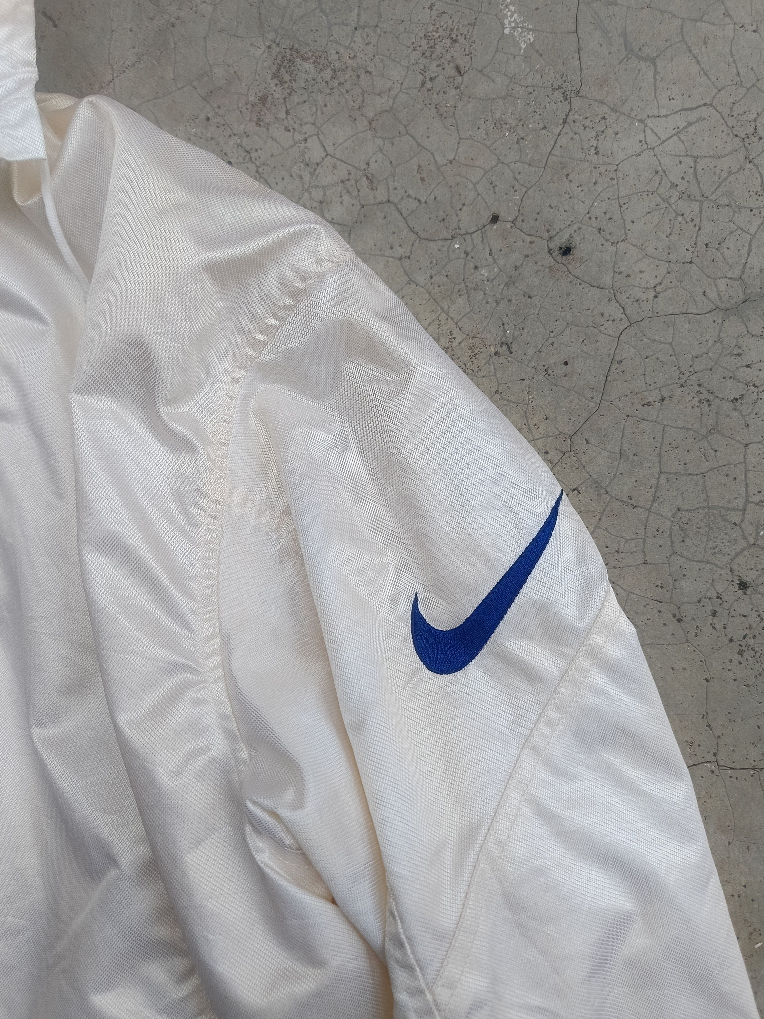 Nike VINTAGE 90s NIKE SWOOSH TRACK JACKET WINDBREAKER Size US M / EU 48-50 / 2 - 6 Thumbnail