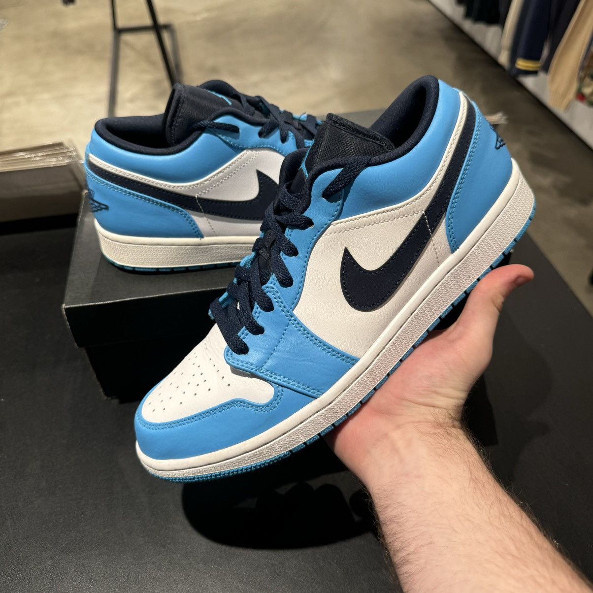 Jordan 1 Low UNC University Blue