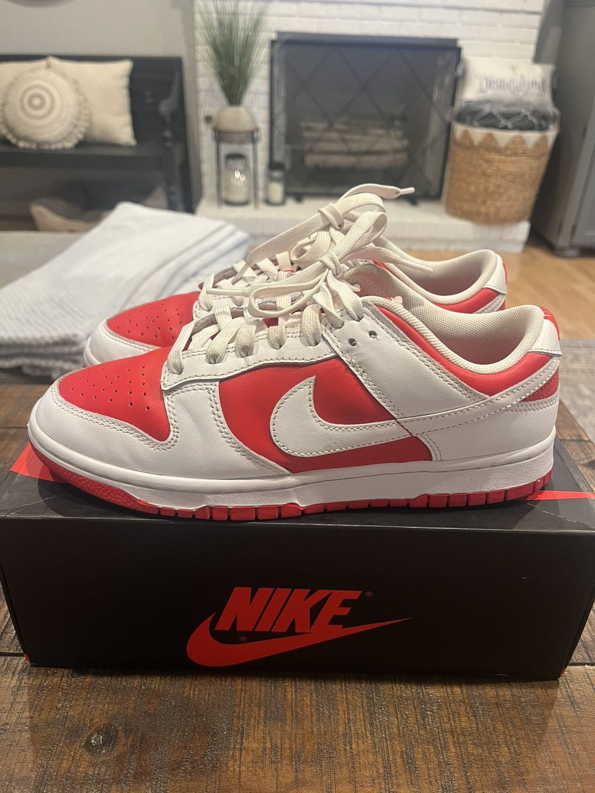 Nike Nike Dunk Low “Champioship Red” size 8 Size US 8 / EU 41 - 2 Thumbnail