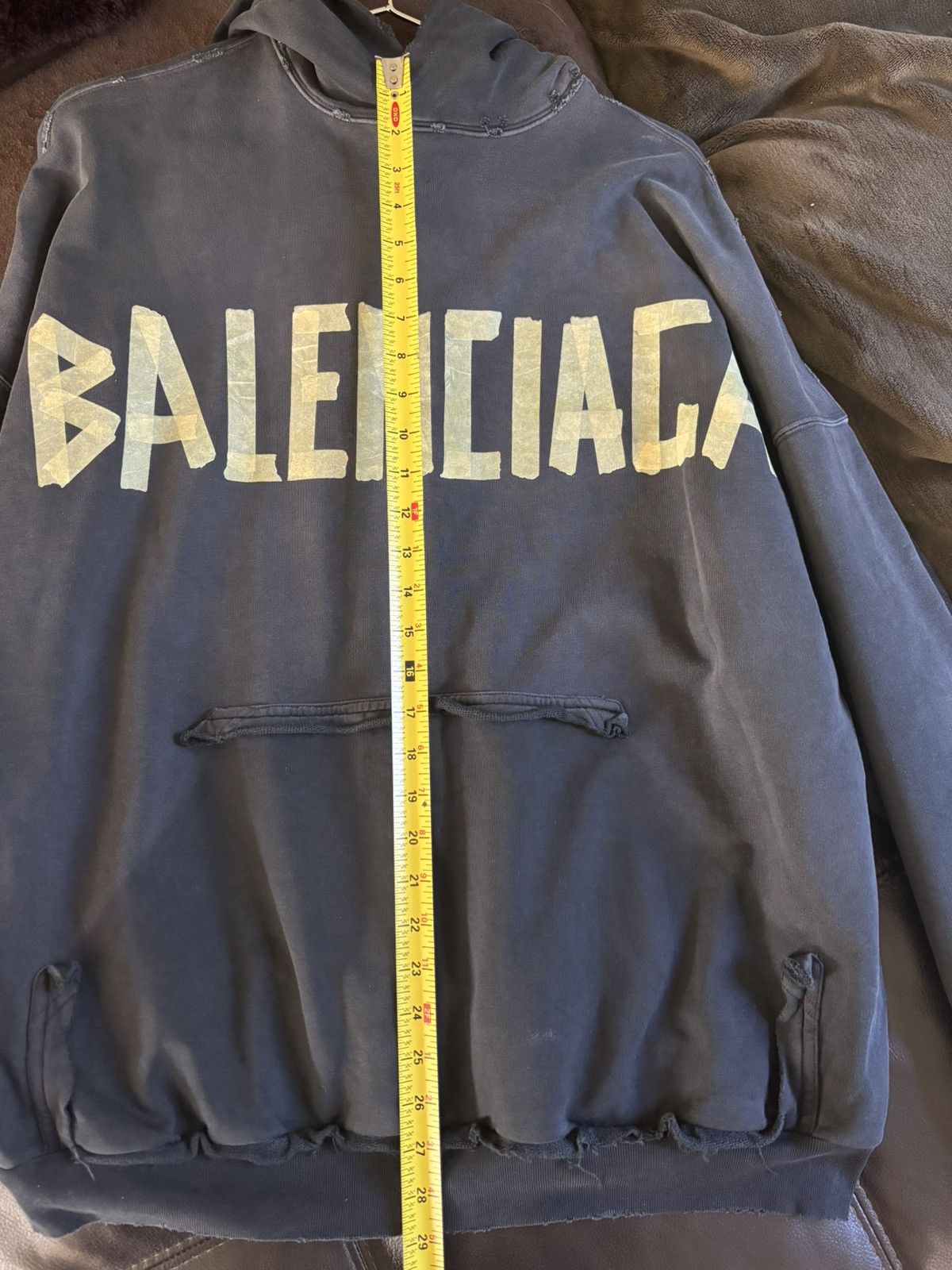 Balenciaga Balenciaga size 3/XL OVERSIZE Hoodie Tape Ripped Pocket Size US XXL / EU 58 / 5 - 9 Thumbnail