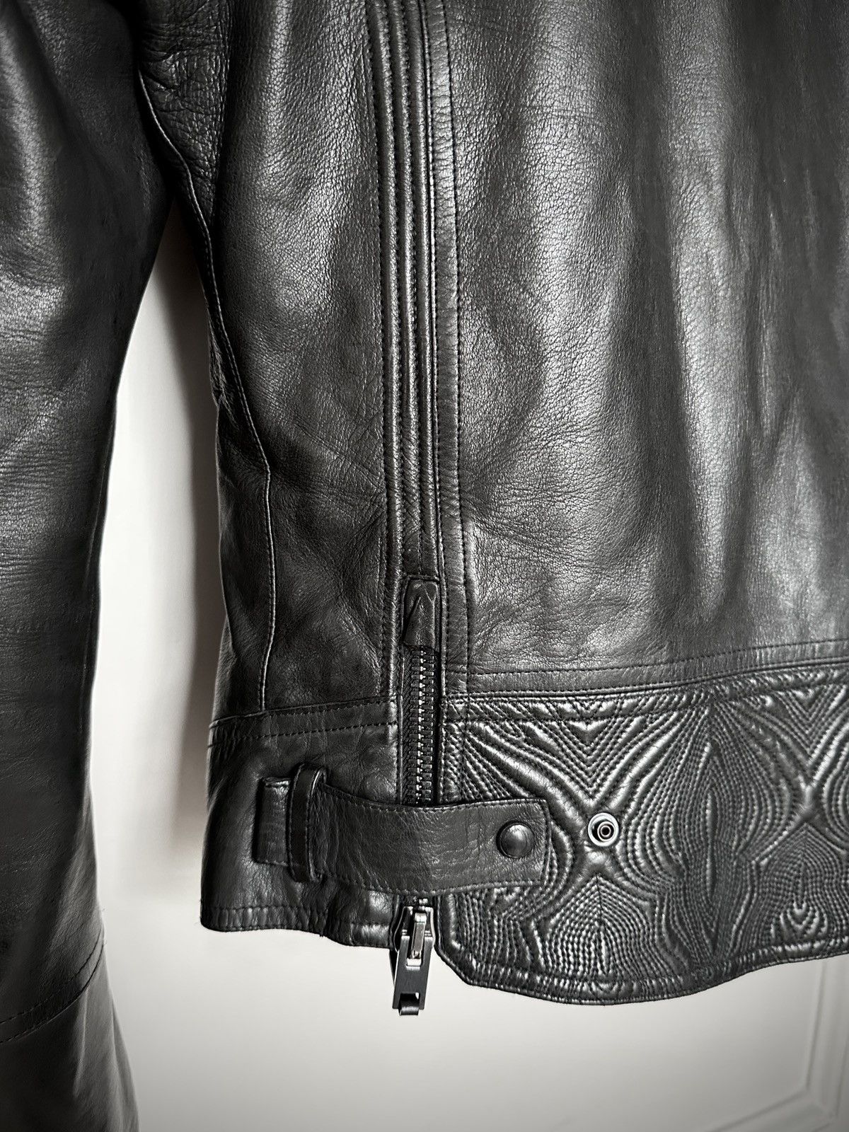 Roberto Cavalli Rare intricate biker jacket Size US M / EU 48-50 / 2 - 4 Thumbnail