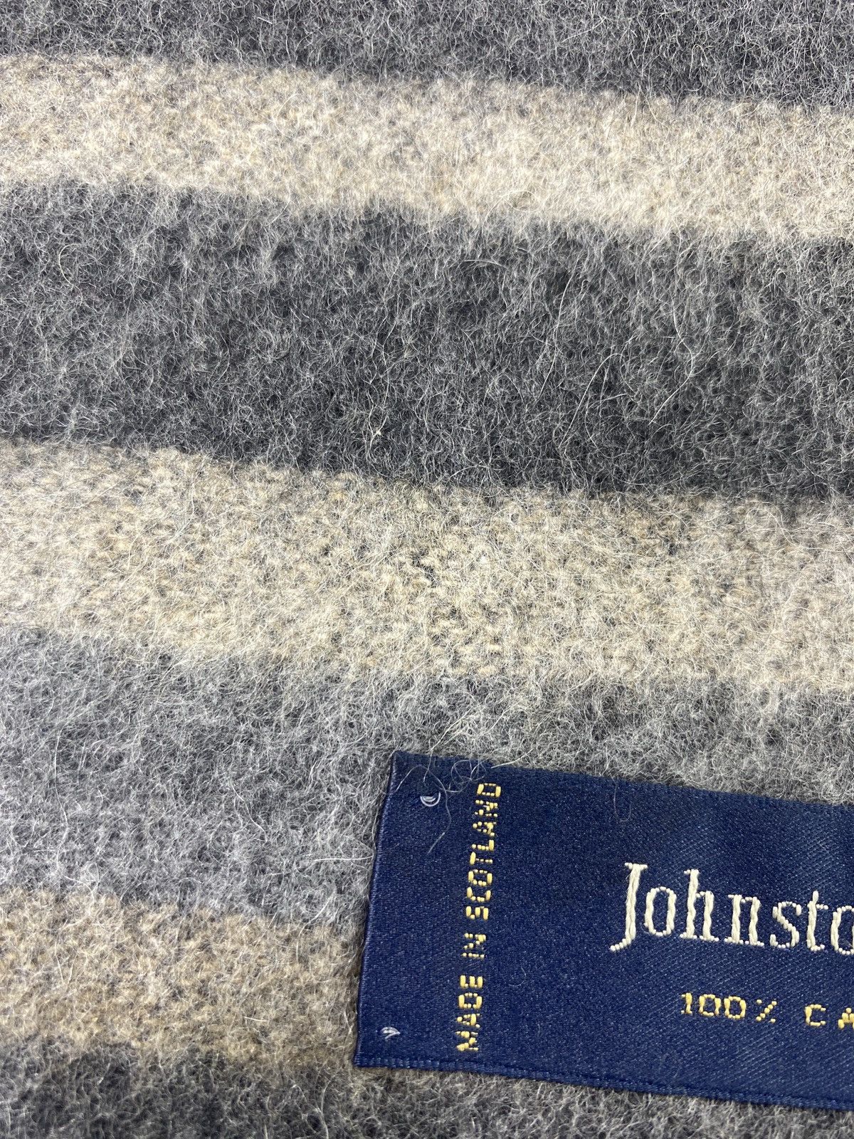 Johnstons Of Elgin × Vintage Johnstons Of Elgin Scarf / Muffler / Neckwear -T1062 Size ONE SIZE - 7 Thumbnail
