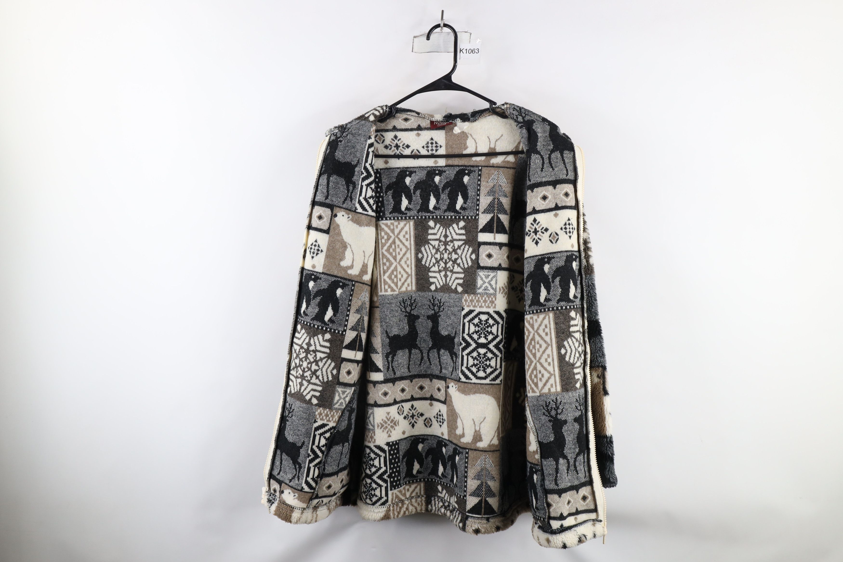 Vintage Vintage 90s Streetwear Bear All Over Print Fleece Jacket Size US S / EU 44-46 / 1 - 9 Thumbnail