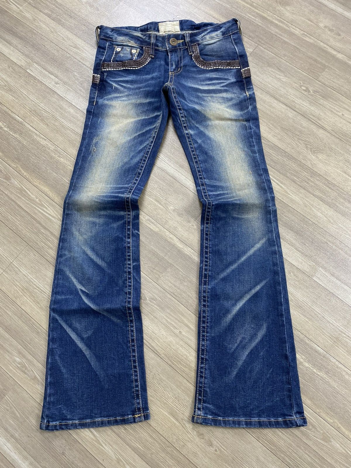 Le Grande Bleu (L.G.B.) 2000s Lolita Distressed Lgb Ifsixwasnine Style Flared Jeans Size US 30 / EU 46 - 1 Thumbnail