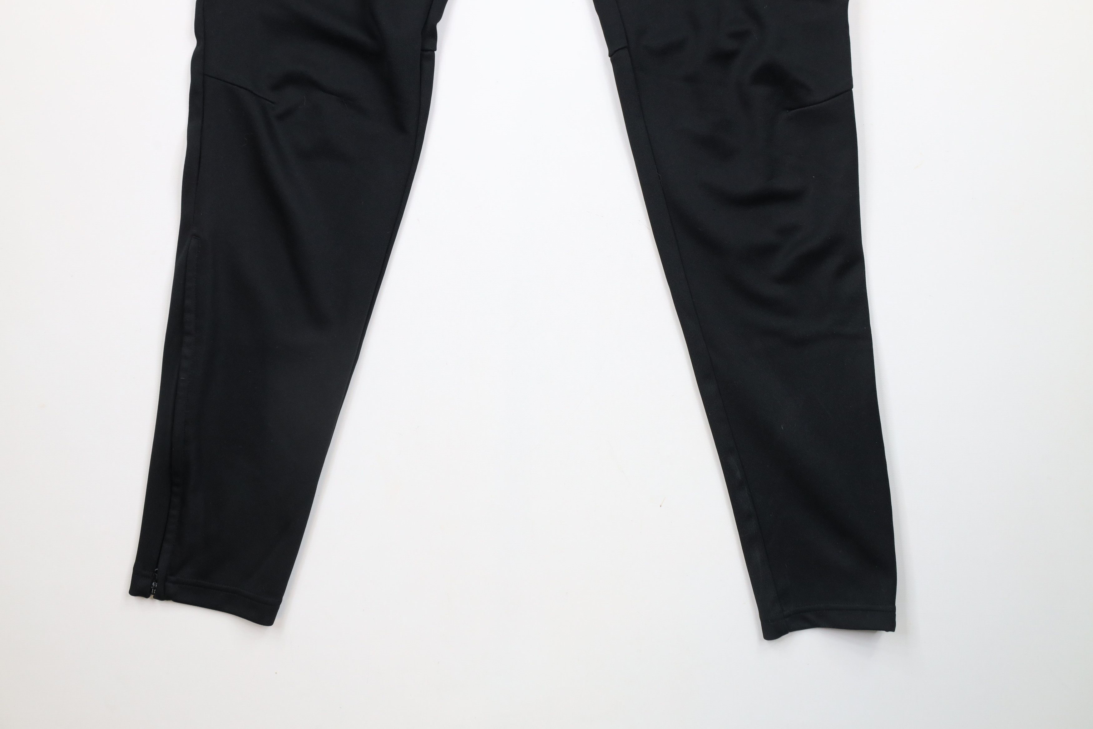 Adidas × Vintage Vintage Adidas Tapered Leg Soccer Warm Up Pants Black Size US 34 / EU 50 - 4 Thumbnail