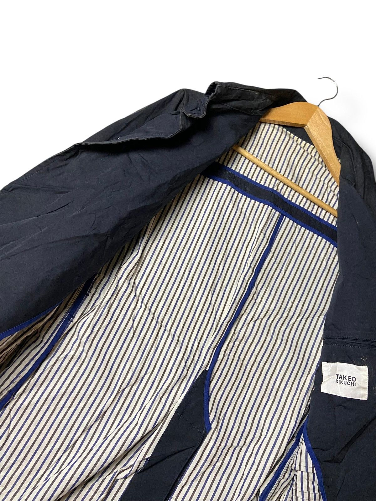 Japanese Brand × Takeo Kikuchi × Vintage Takeo Kikuchi Belted Double Breasted Coat (121) Size US XXS / EU 40 - 3 Thumbnail