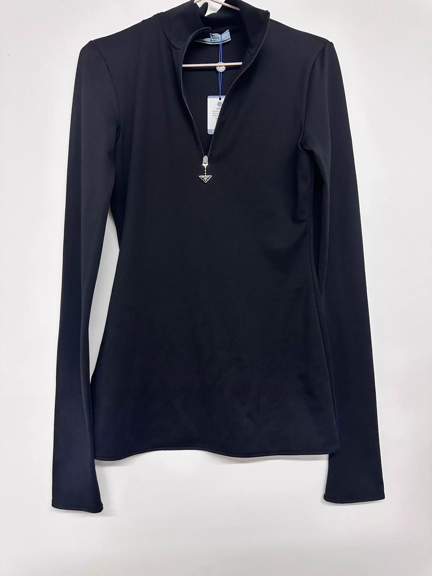 Prada Prada 40 Shirt 30S 80B Size S / US 4 / IT 40 - 1 Thumbnail