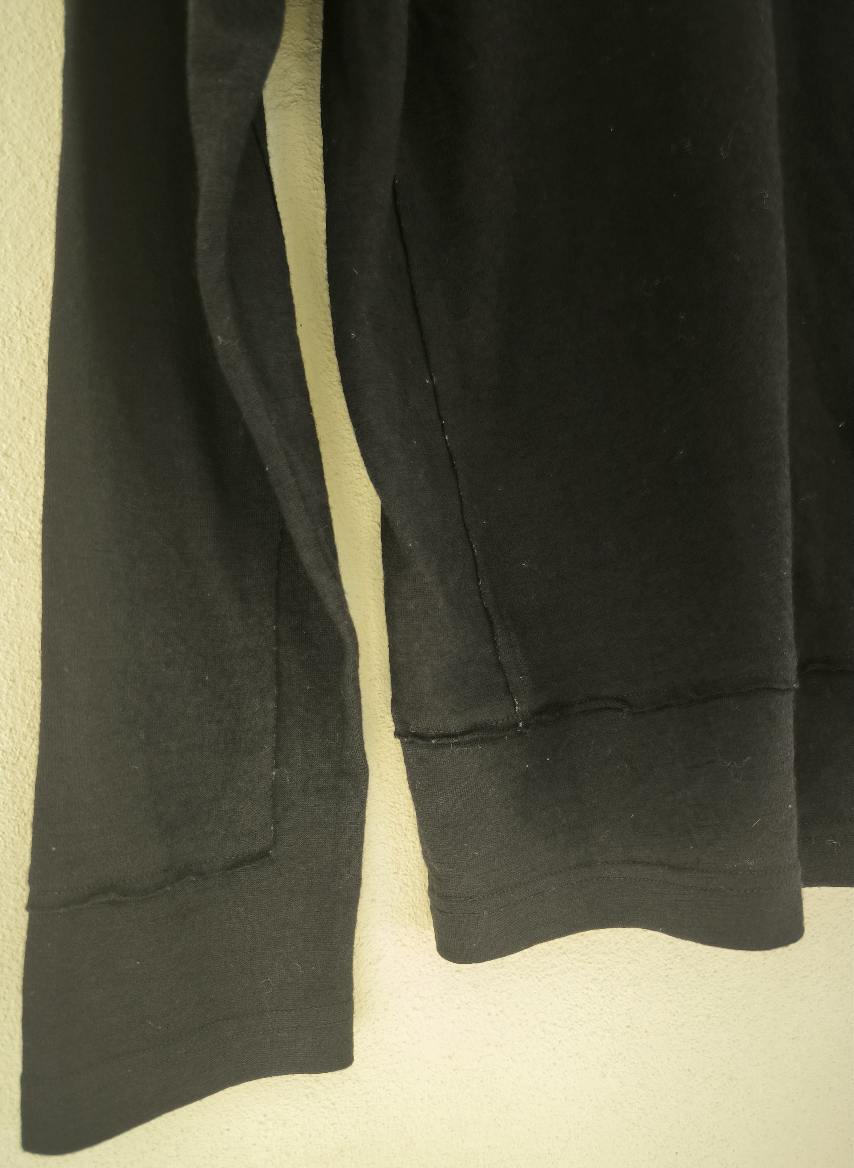Comme des Garcons × H&M H&M x COMME DES GARCONS wool long sleeve tee Size US M / EU 48-50 / 2 - 8 Thumbnail