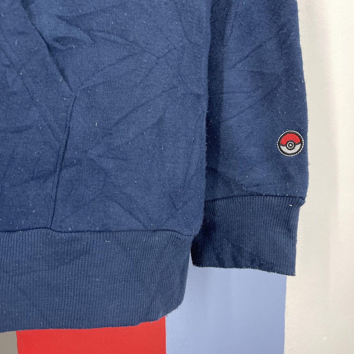 Pokemon LAPLACE LAPRAS Hoodie Pullover #1923/10 Size US L / EU 52-54 / 3 - 4 Thumbnail