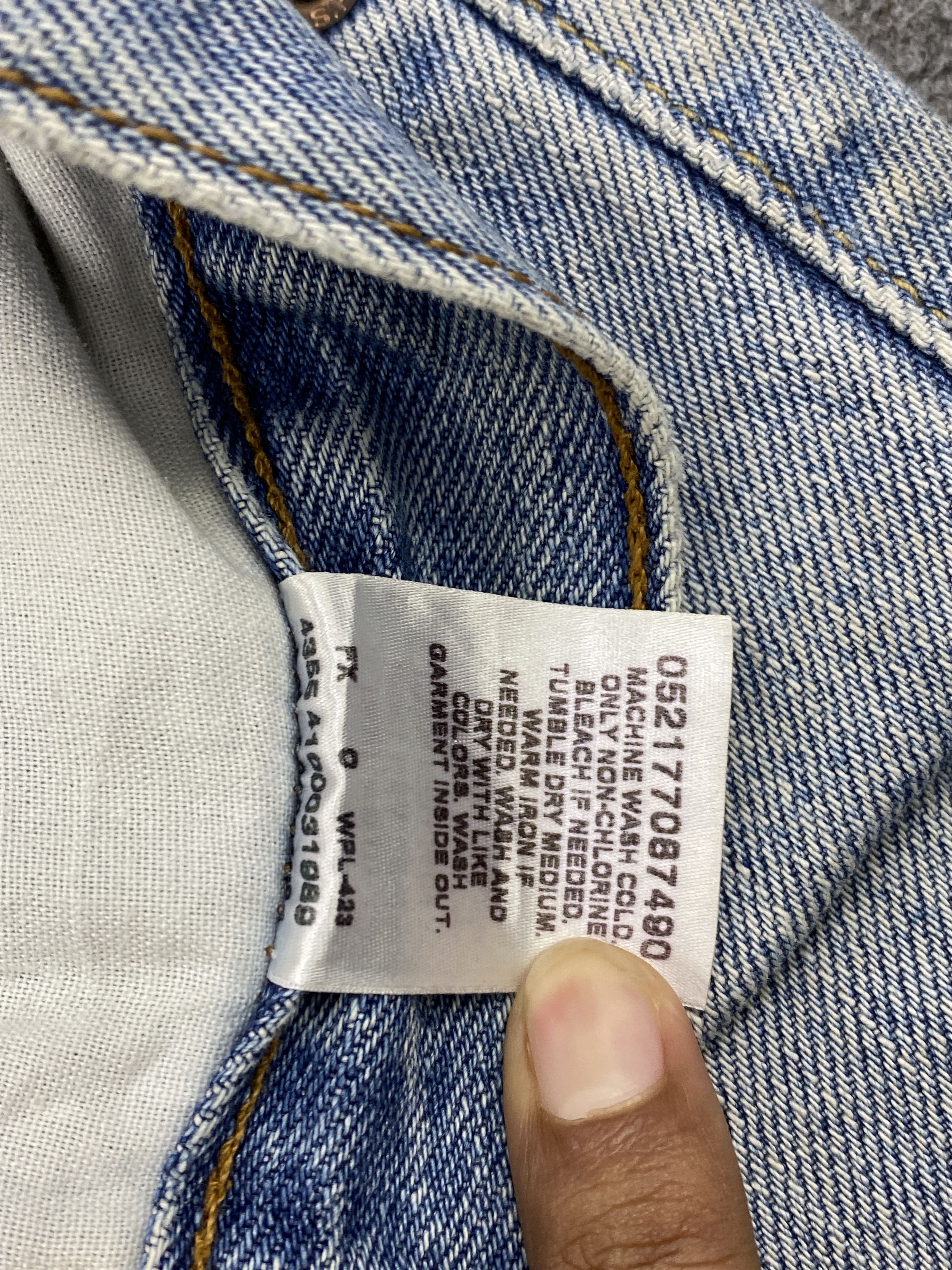 Levi's × Vintage Faded Blue Vintage Levi's 505 Regular Fit Jeans Size US 34 / EU 50 - 9 Thumbnail