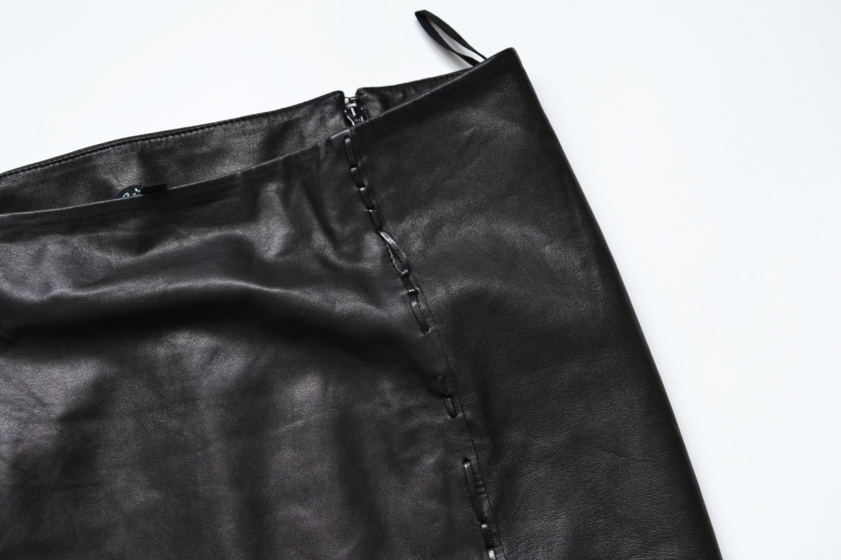 Gucci GUCCI Skirt Leather Mini Vintage 90s Black TOM FORD Size 27" / US 4 / IT 40 - 7 Thumbnail