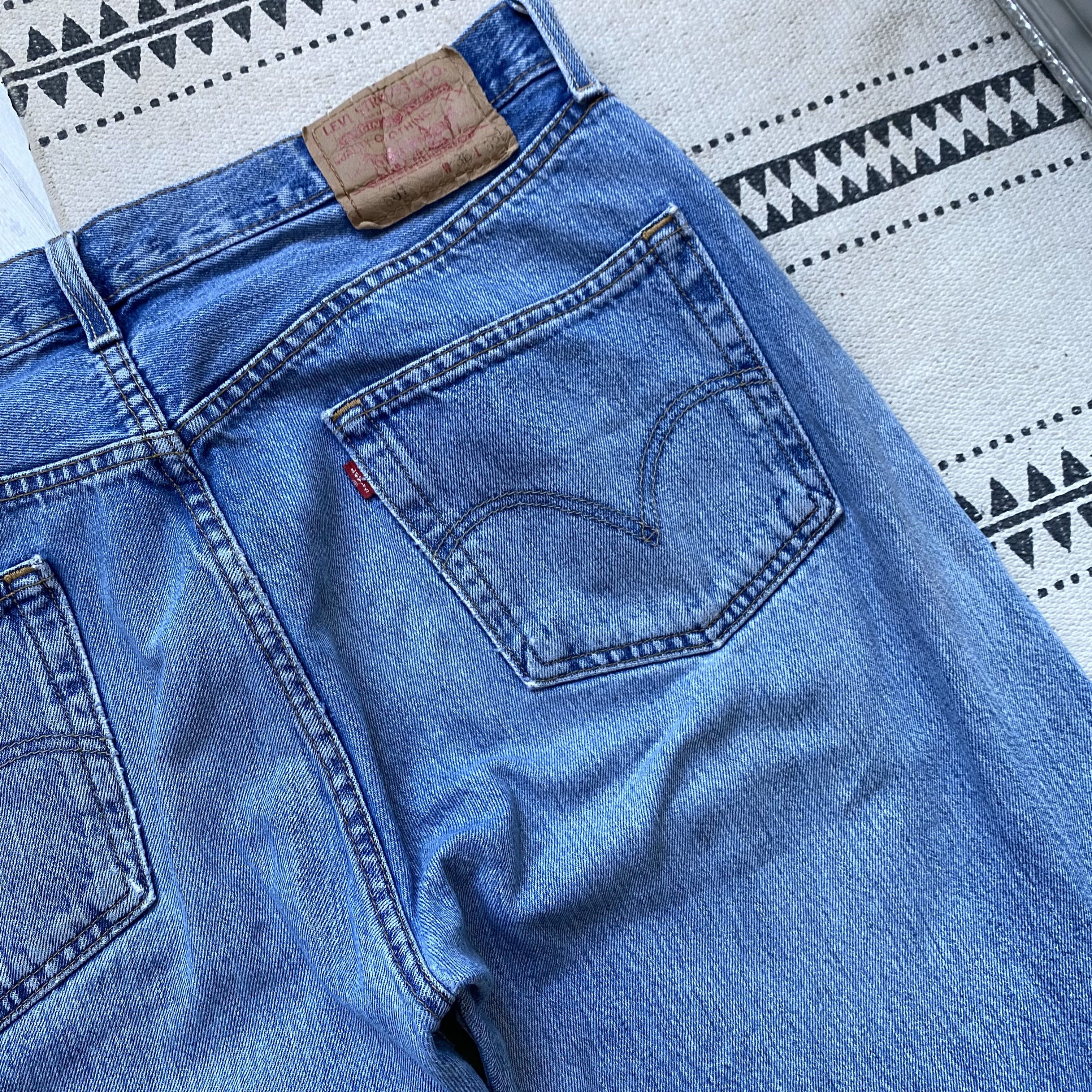 Levi's Vintage Clothing 👖Vintage 90's Levis jeans 501 Distressed Denim pants Y2K Size US 34 / EU 50 - 15 Thumbnail