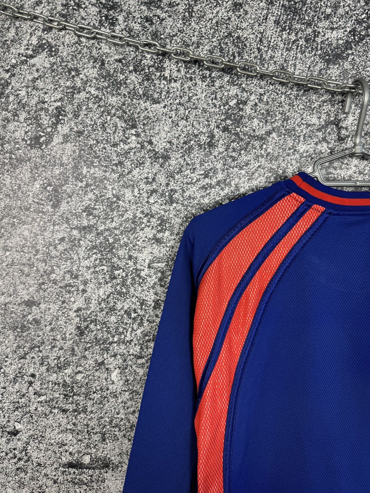 Adidas Kids Adidas Basketball Vintage 90s Sweatshirt Retro Big Logo Size US XS / EU 42 / 0 - 15 Thumbnail