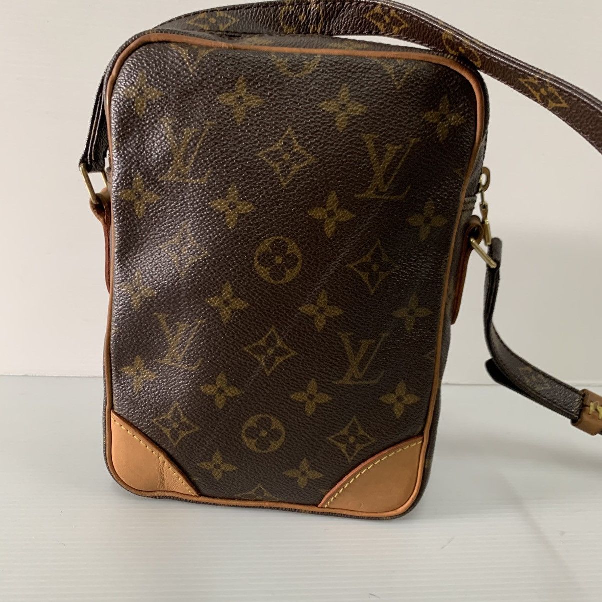Louis Vuitton Louis Vuitton Amazon Monogram Slingbag Size ONE SIZE - 7 Thumbnail