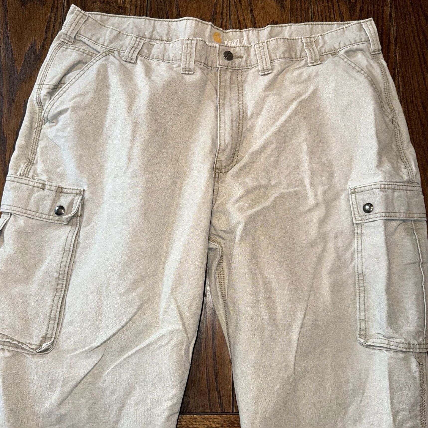 Carhartt VINTAGE Carhartt Mens Size 44x30 Cargo Pants 100272-232 Relaxed Fit Snap Button Khaki Cargo Pants Mens Straight Leg 42x28.5 13 Rise 9.5 Leg Open Size US 44 / EU 60 - 4 Thumbnail