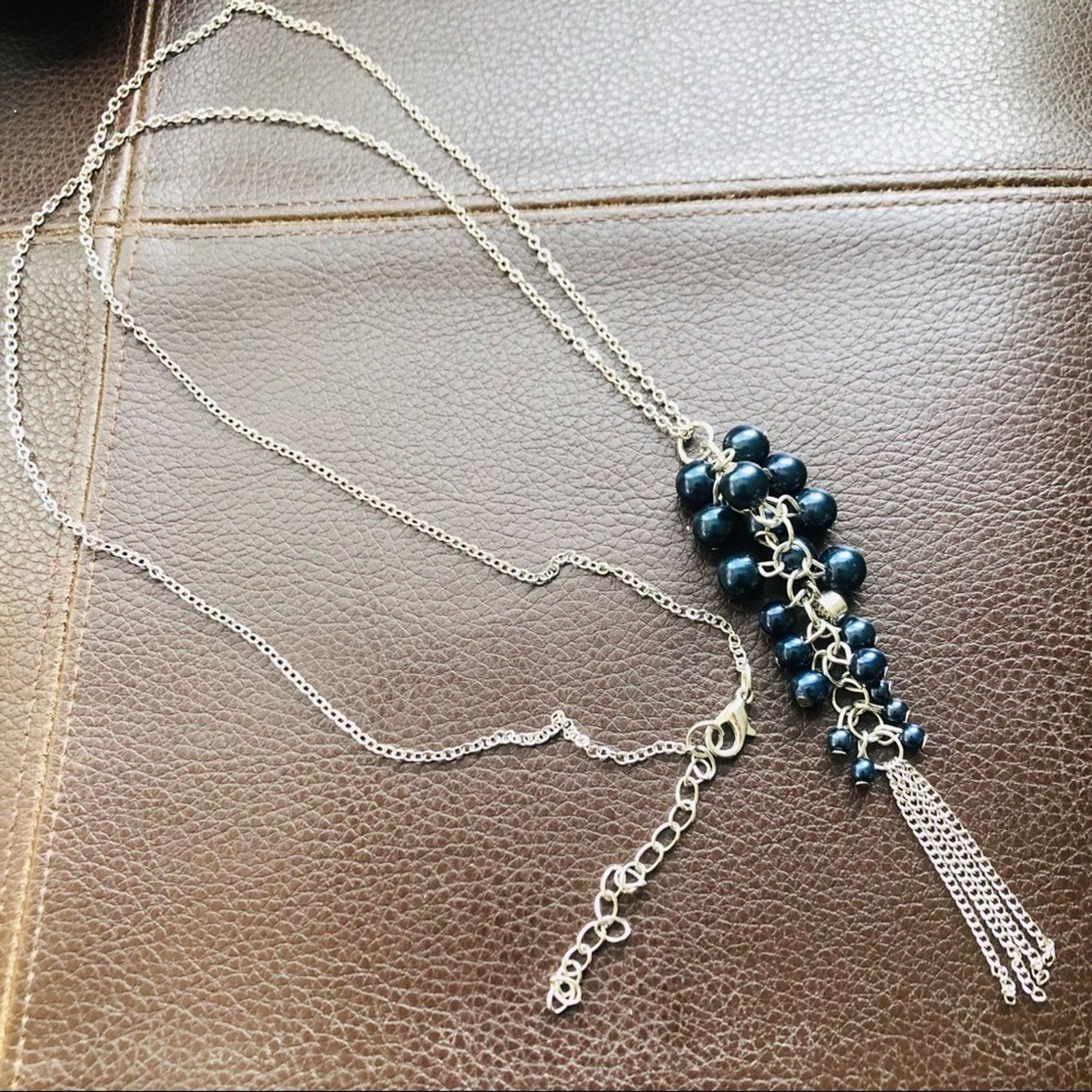 Jewelry Navy pearl cluster long length chain necklace Size ONE SIZE - 6 Thumbnail