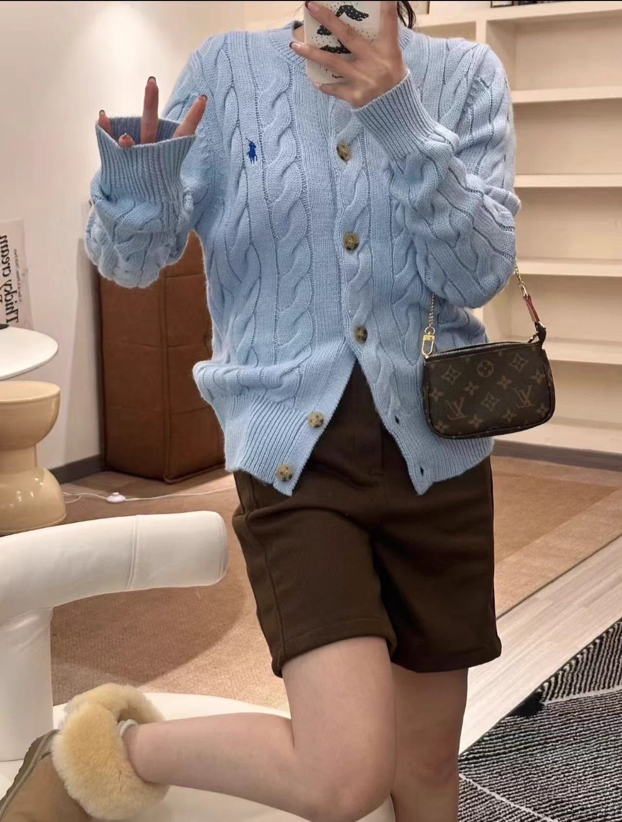 Louis Vuitton LV Monogram Mini Pochette Size ONE SIZE - 7 Thumbnail