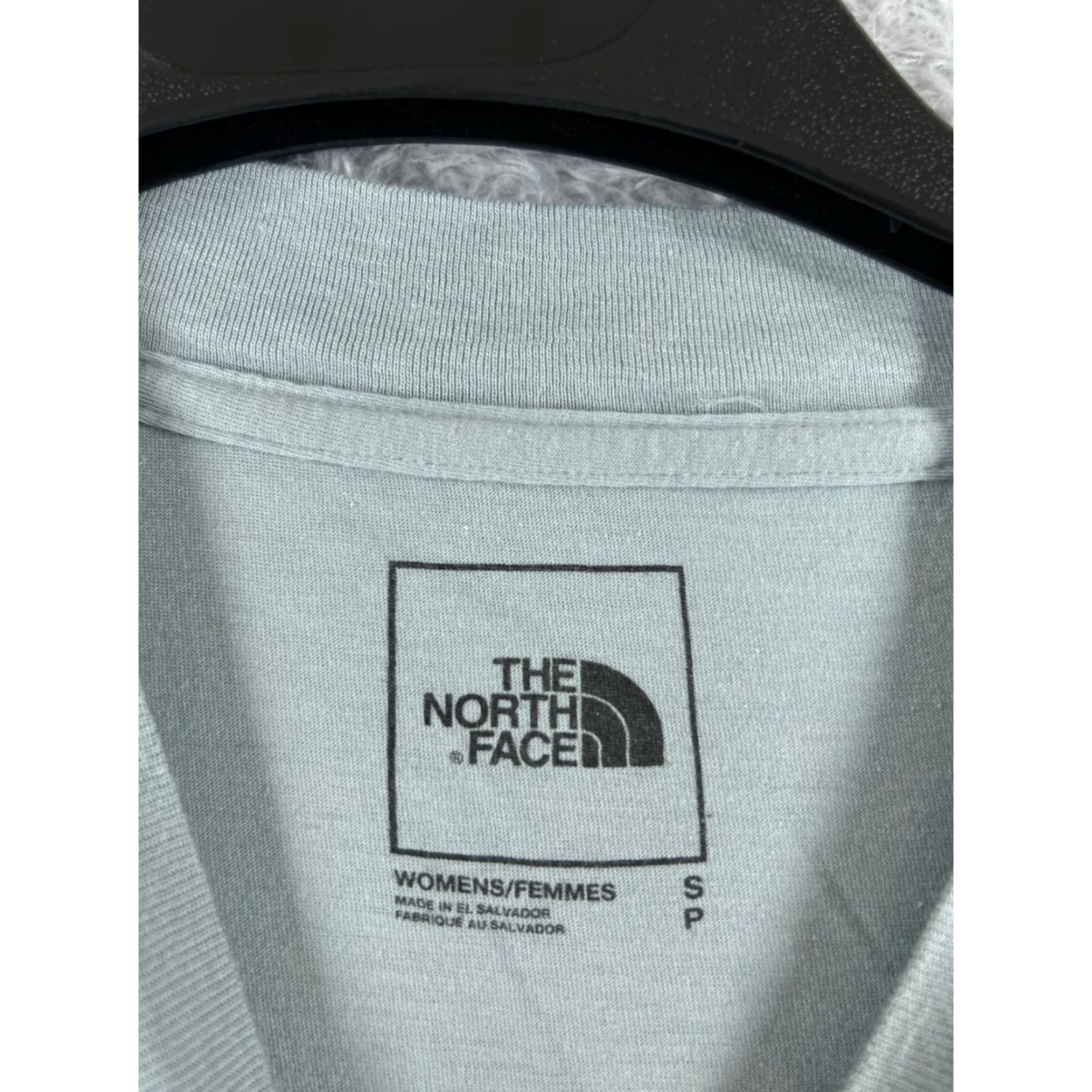 The North Face The North Face Women's Short Sleeve T-Shirt Gray Cropped Cotton-Blend 90s Outdoor Casual Small Size S / US 4 / IT 40 - 7 Thumbnail