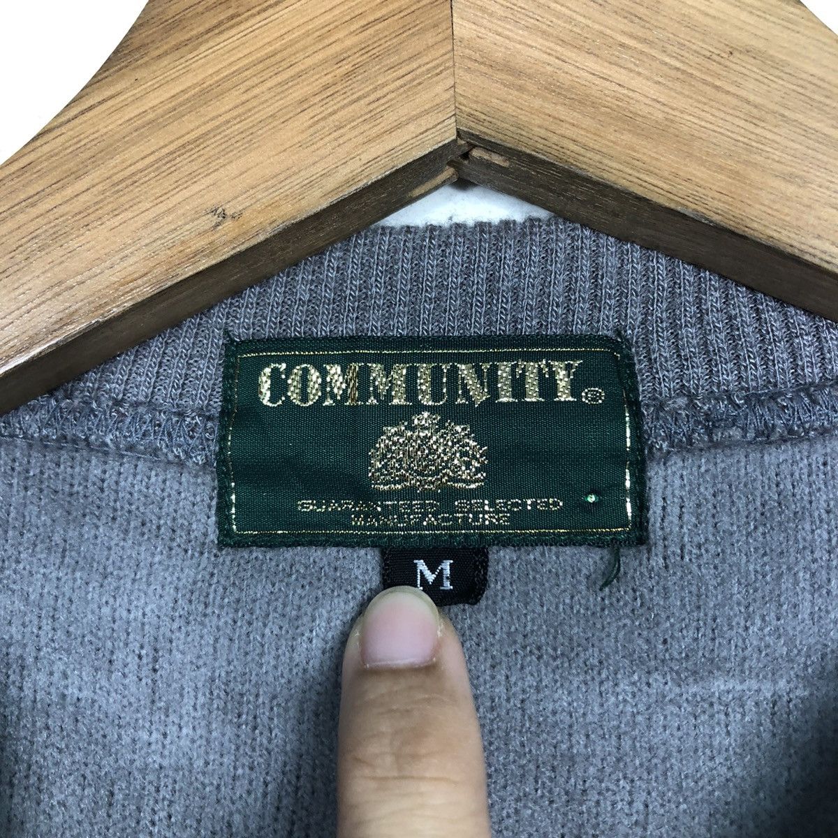 Japanese Brand × Vintage 📌Vintage Sweatshirt Community Hunting Game Embroidery Size US M / EU 48-50 / 2 - 14 Thumbnail