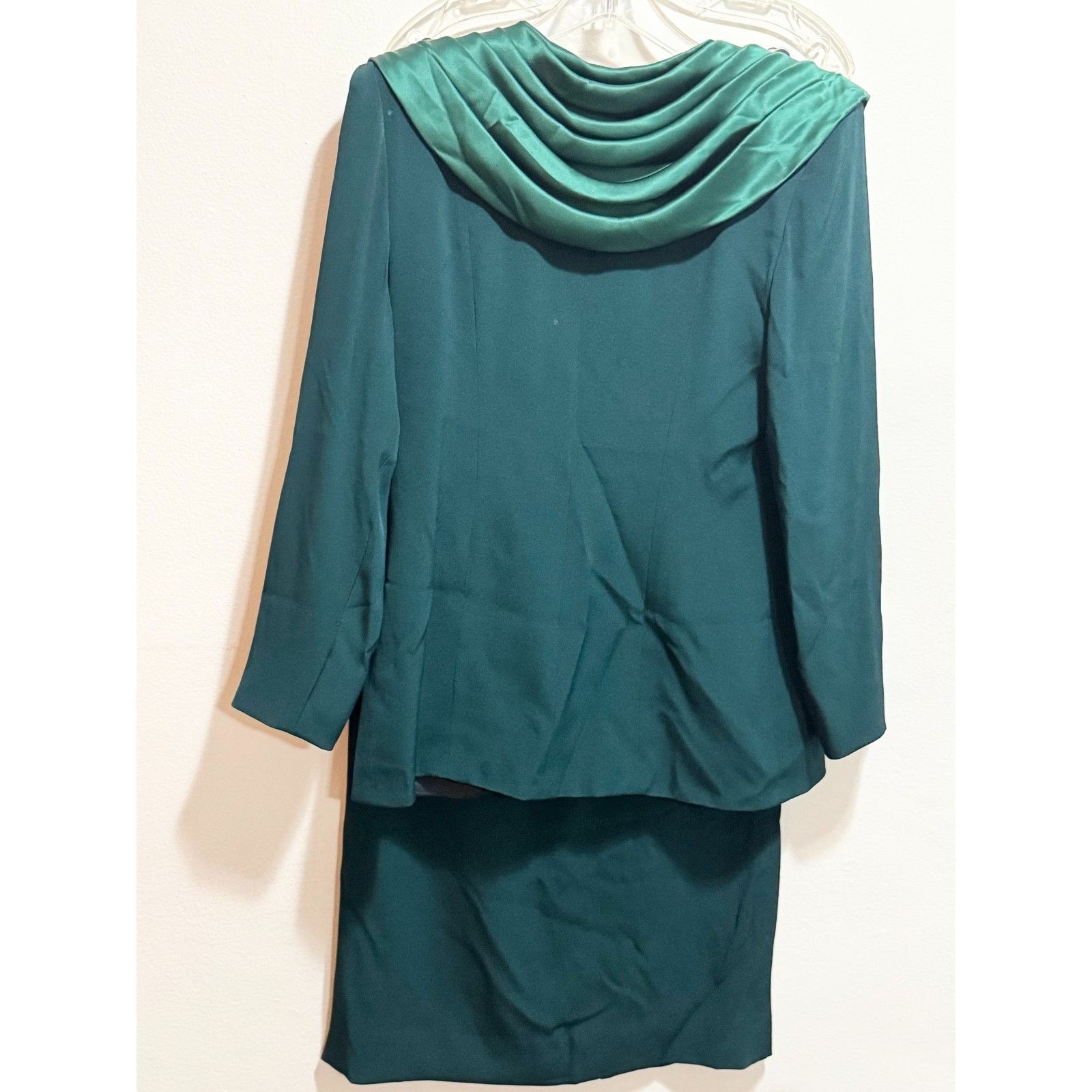 Other Menekshe custom green satin cowl neck blazer jacket & pencil Size ONE SIZE - 3 Thumbnail